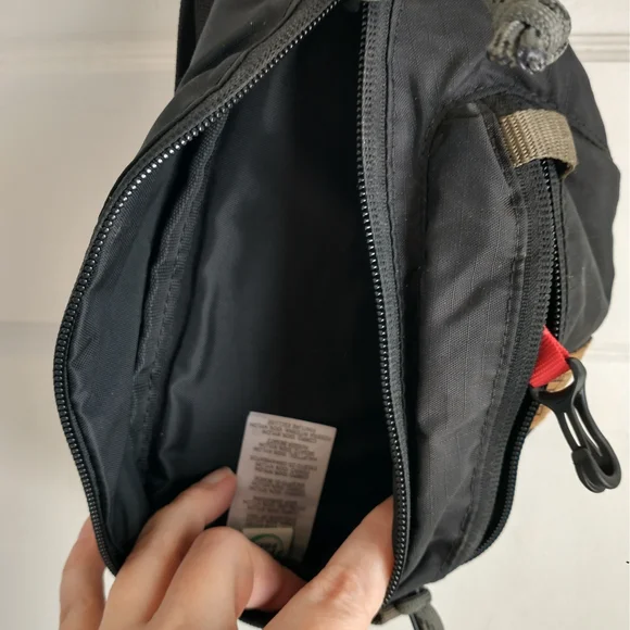 Topo Designs Black Belt Bag - Picture 5 of 7